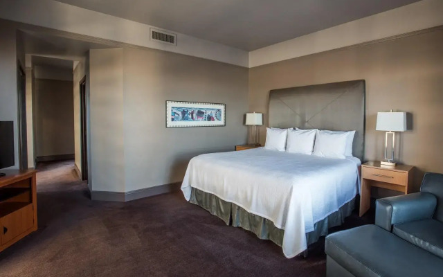 Magnolia Hotel Dallas Downtown