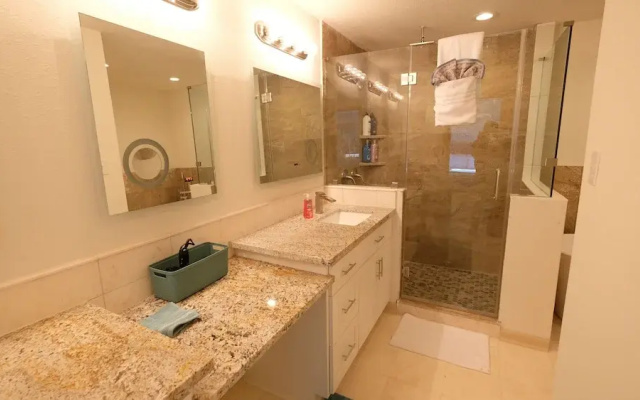 6Bdrm 4Bath 12Beds - Vacation Pool House