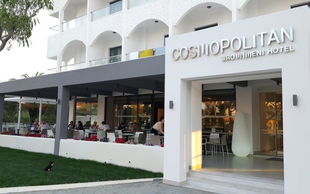 More Meni Cosmopolitan Hotel