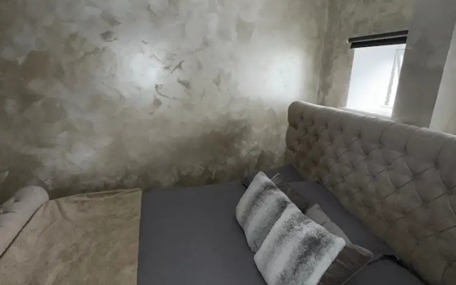 Central Sheffield 3-bed Apt, Sleeps 7 With Parking