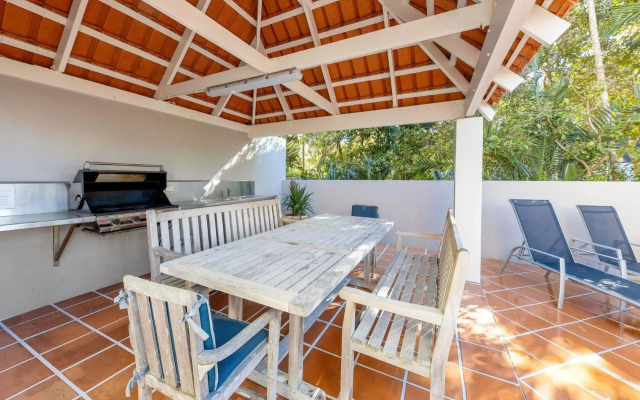 6 Parkshores Sunshine Location Location Location