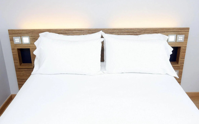 Travelodge Valencia Aeropuerto