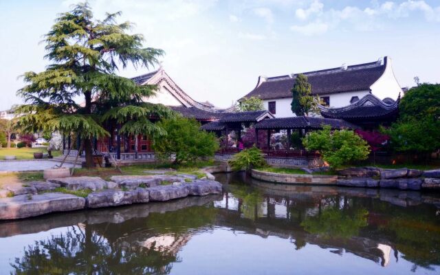 Tongli Lakeview Hotel