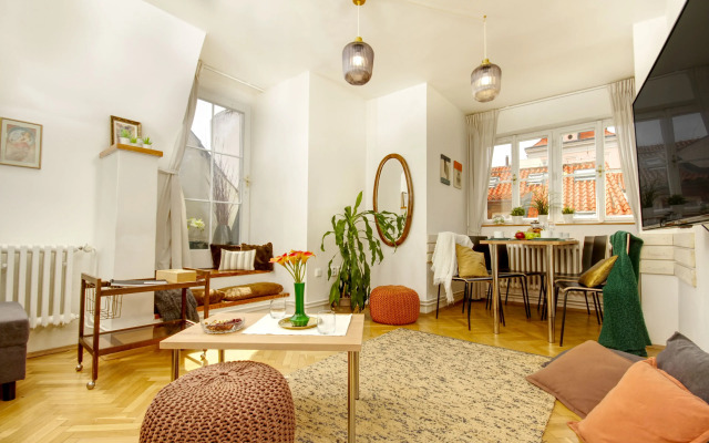 Old Town Charming Apartments