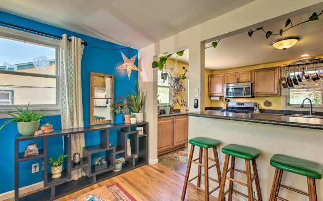 Patio, Grill & Yard: Cozy Denver Abode!
