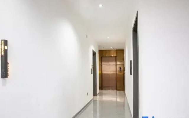 Orange-Scented Villa