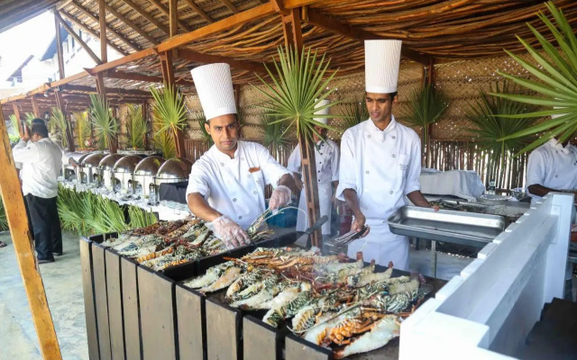 Maalu Maalu Resort & Spa