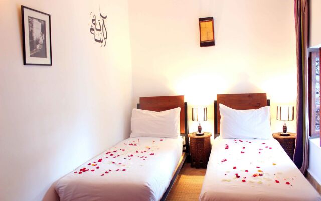 Riad of the Moon