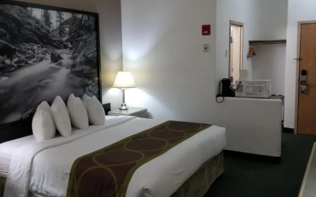 Super 8 Pincher Creek AB