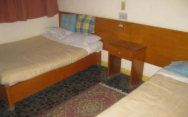 Rezeiky Hotel And Camp Luxor