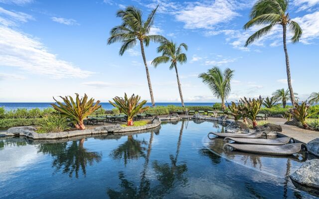 Hali'i Kai At Waikoloa 2b 2 Bedroom Condo by RedAwning