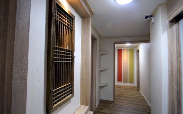 Grape Garden House - Hostel