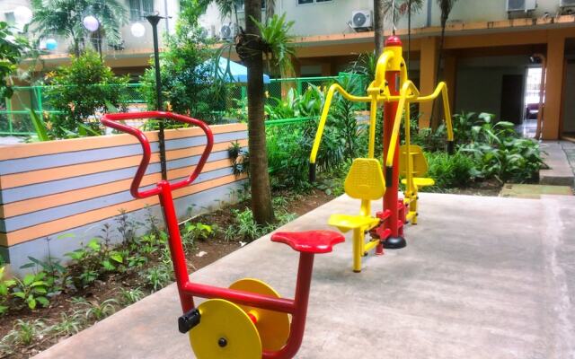 Simply 2BR Gading Icon Apartment