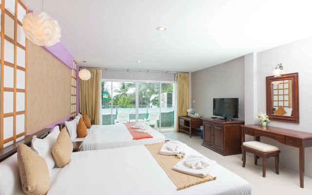 Time Out Hotel Beach Front