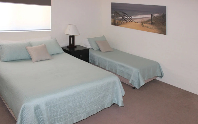 Mollymook Cove Apartments