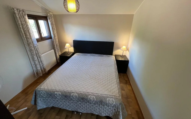 Beautiful Villa Near Village des Vans