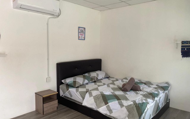 Capital O 91228 Hureen Chalet Hmk – Guest Rooms – Kangar