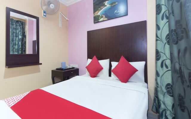 OYO 425 Hotel GS Inn
