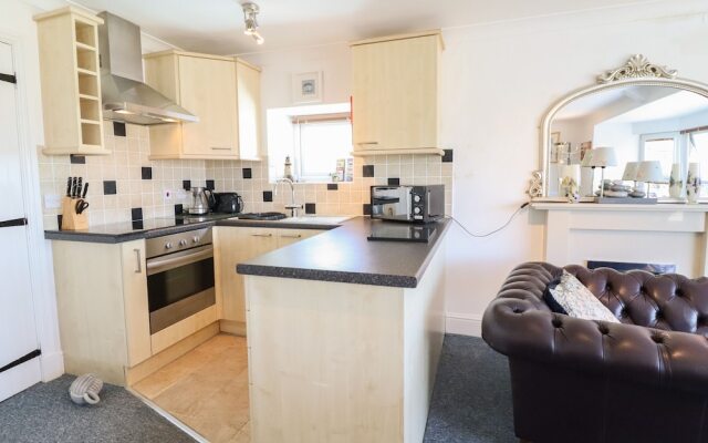 Sea View Apartment
