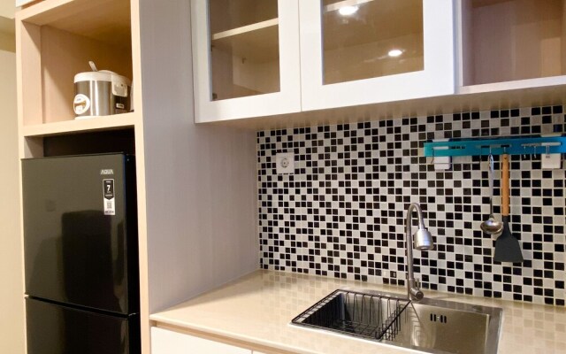 Good Deal And Comfortable 2Br At Meikarta Apartment