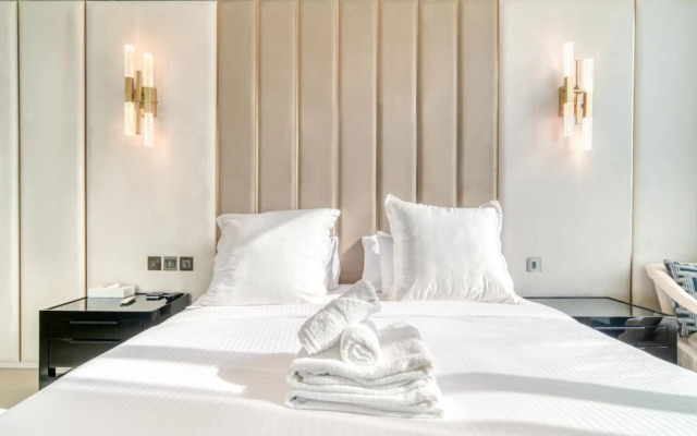 Picturesque Balcony and Beach Haven at Address JBR