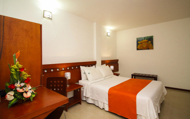 Hotel Imbanaco