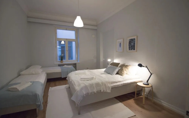 Apartment Iso Roobertinkatu