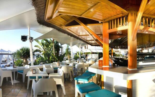Playa Miguel Beach Club & Aparthotel