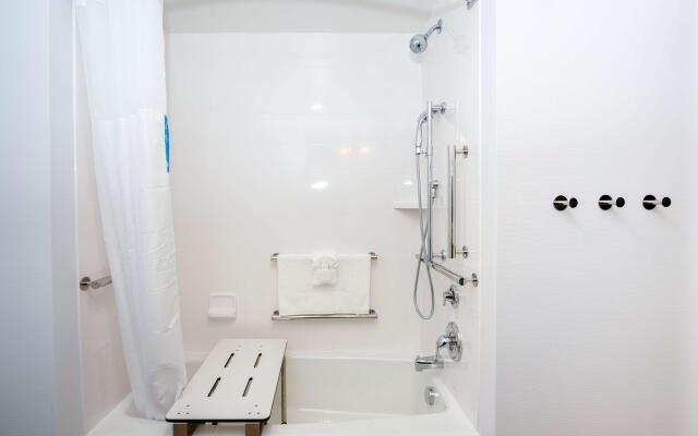 Hampton Inn & Suites Aurora South Denver