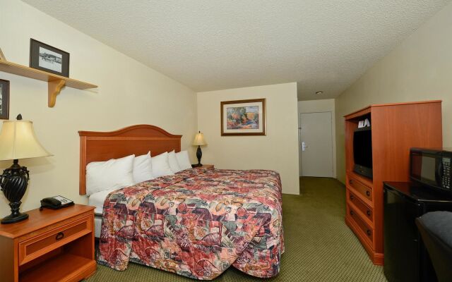 Rodeway Inn & Suites