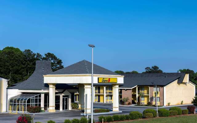 Super 8 by Wyndham McDonough GA