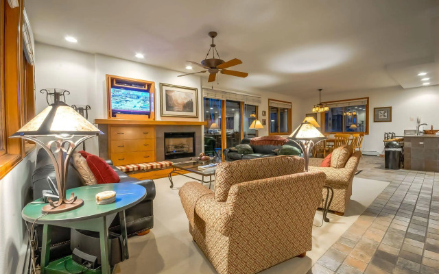 Waterford by Retreatia