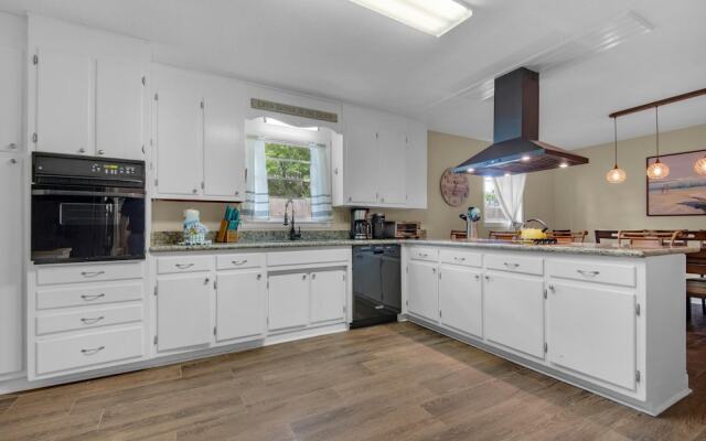 Bungalow By the Sea-starfish