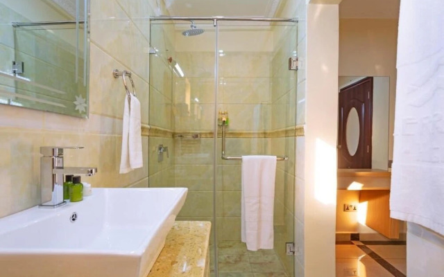 West Lerruat Hotel