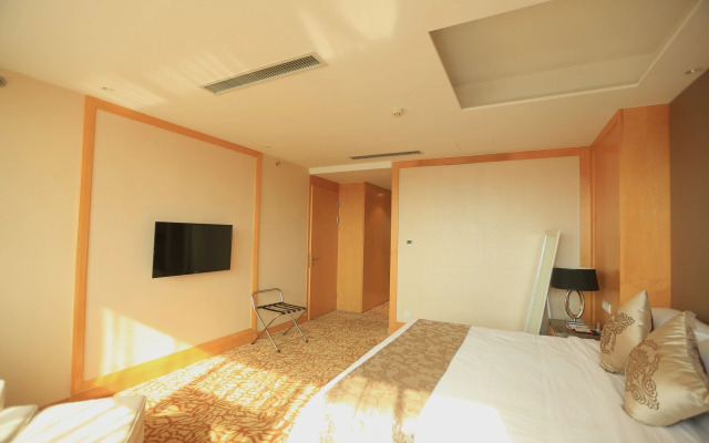 Ramada Plaza Chuzhou