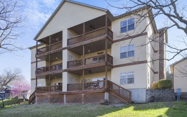 Lakefront Sanctuary - Table Rock Lake Adventures