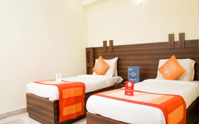 Shree Darshini Guest House by OYO Rooms
