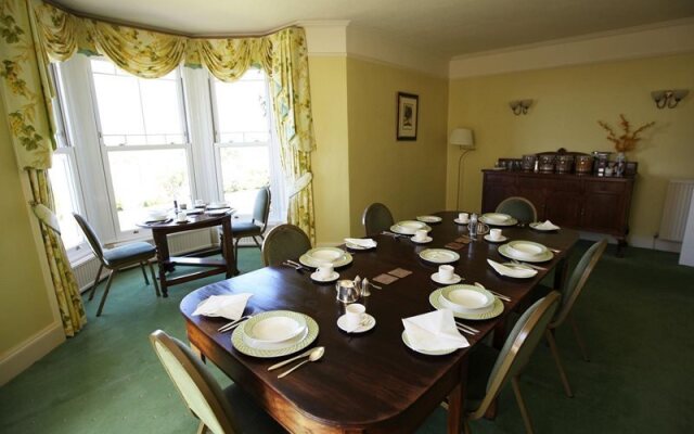 Church House - Guest House