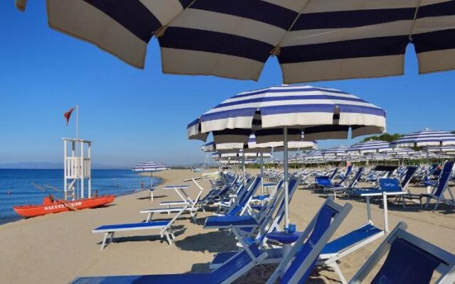 Santa Monica Resort