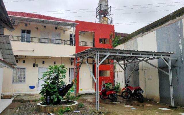 OYO 90090 Adhyaksa Syariah Guest House