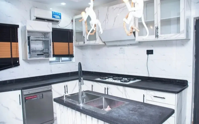 Zeta Haven Apartment