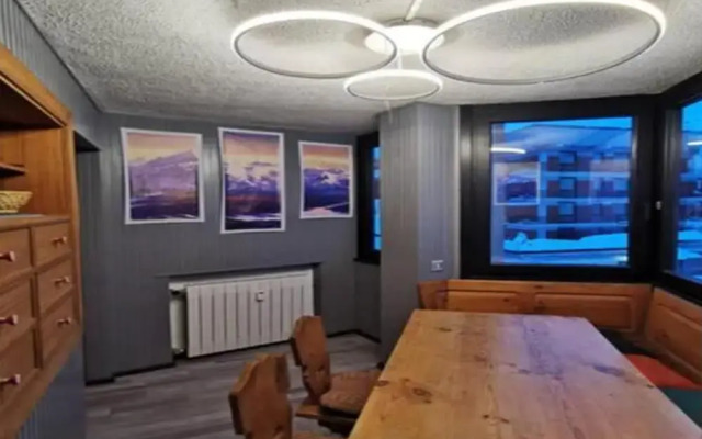 Newly Renovated Apartment in Cervinia's Heart