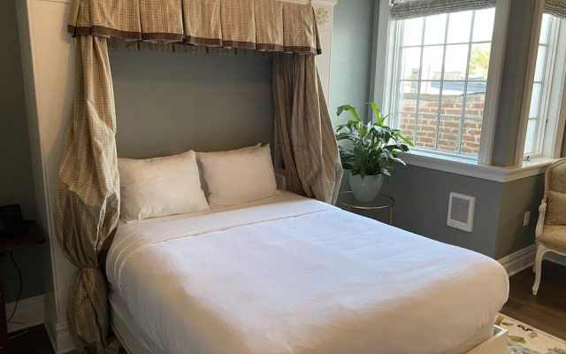 The Dutchess Inn and Spa at Beacon