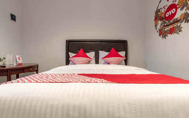 Super OYO 283 Helvetia Residence