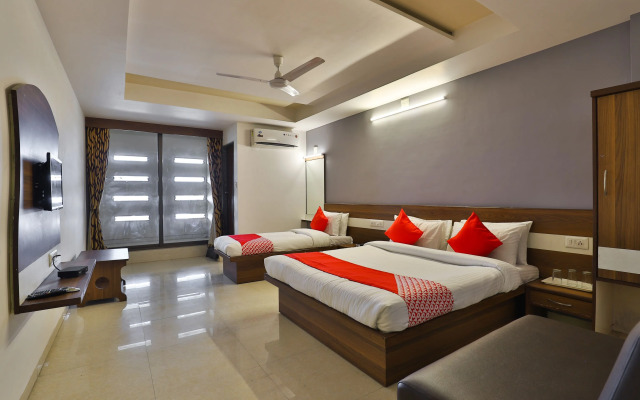 Hotel Tirupati - Ahmedabad