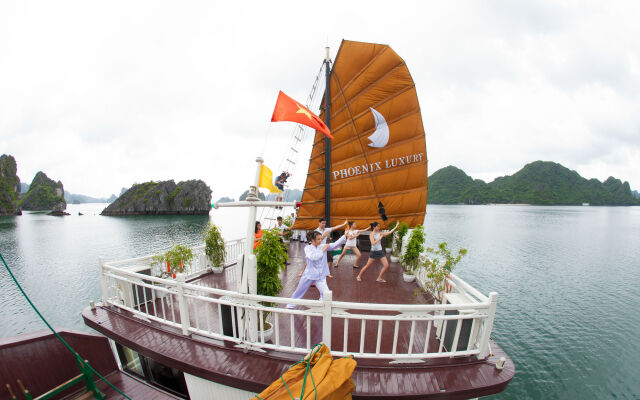 Halong Phoenix Cruiser