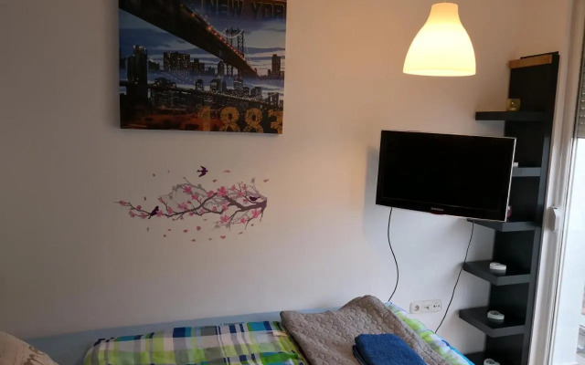 1,5 szobás lakás terasszal,közel a Széchenyi fürdőhöz