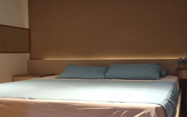 Hotel Aruni Ancol