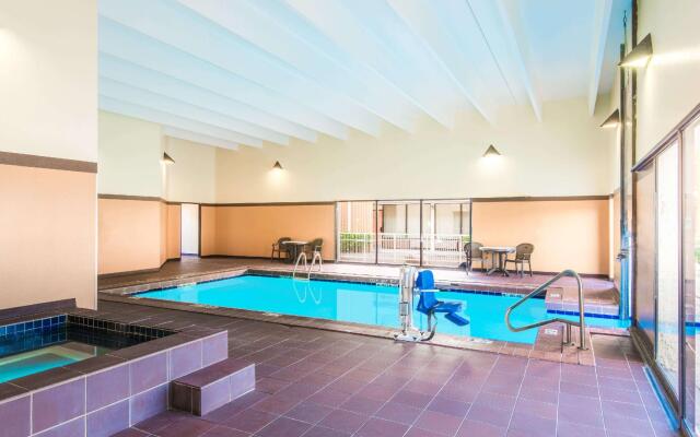 Days Inn by Wyndham Altus