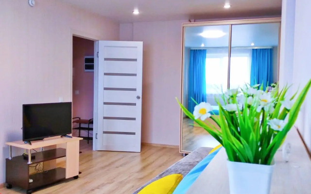 FreshHouse (ФрэшХаус) на улице 30 лет Победы